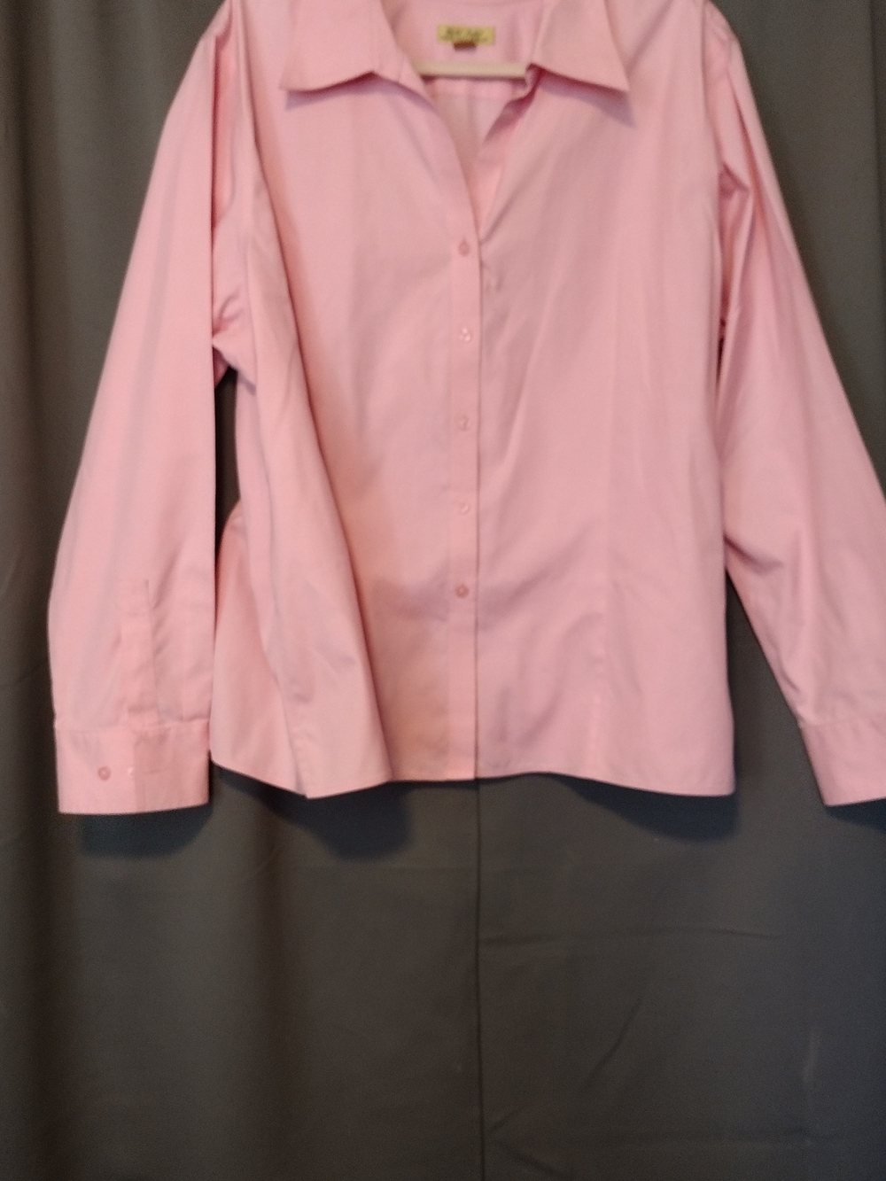 Gold Label Westbound Women's Pink Button-Up Shirt - Picture 2 of 8